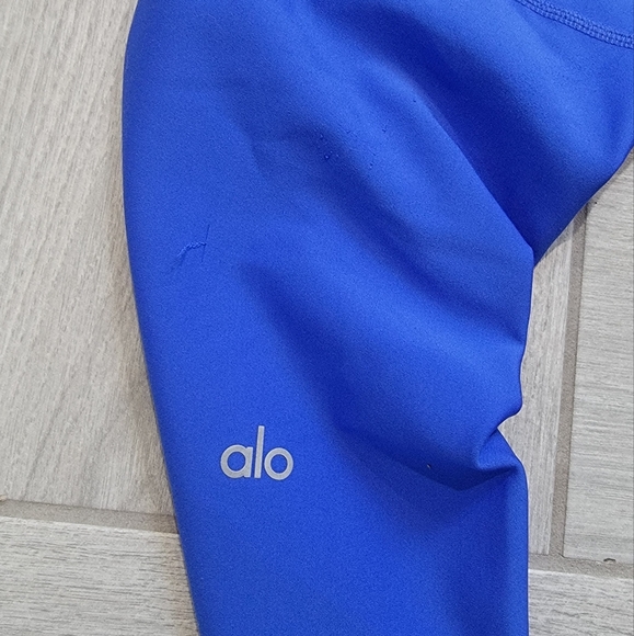 ALO Yoga • High-Waist Airlift 4 Pocket Utility Legging in Alo Blue, Size: M - Picture 7 of 9
